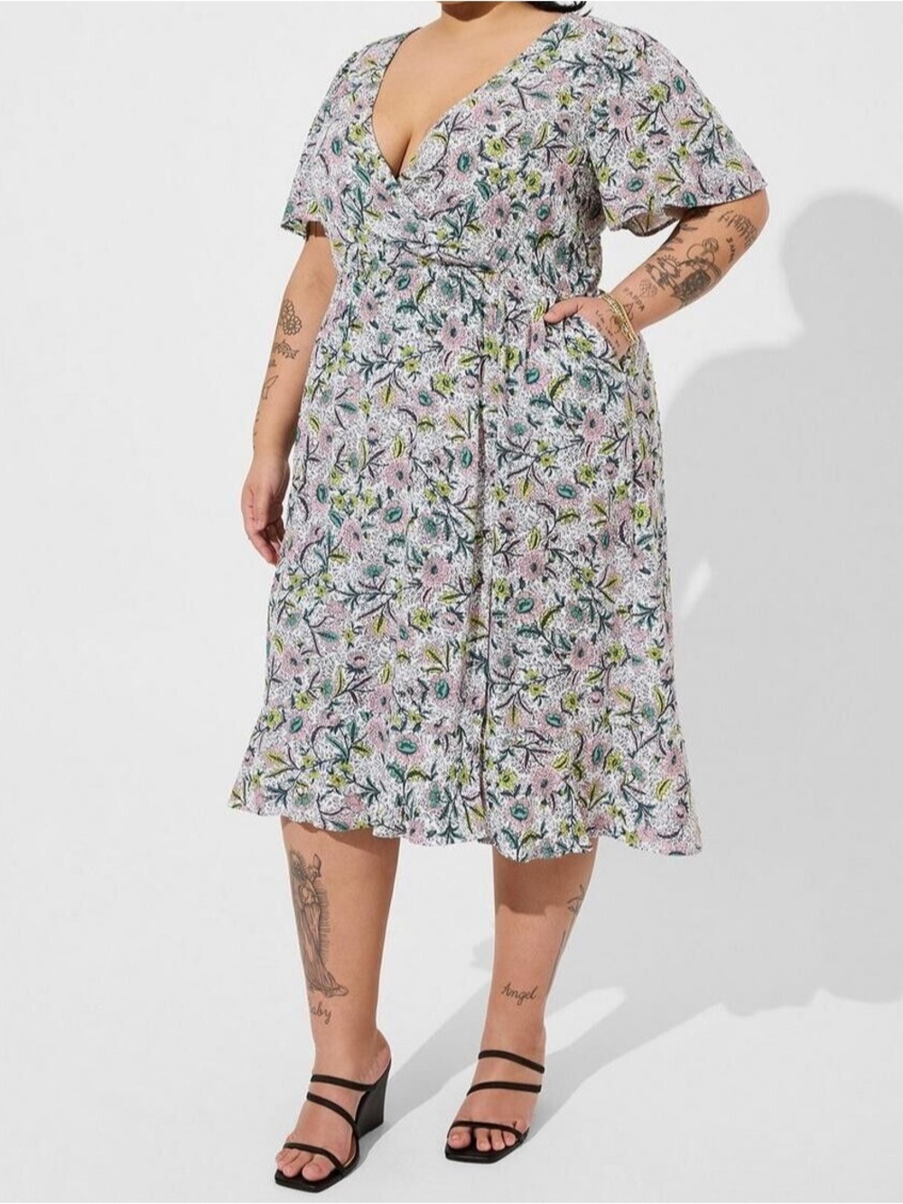 torrid White Floral Wrap Midi Dress with Pink and Green Blooms and‎ Pockets